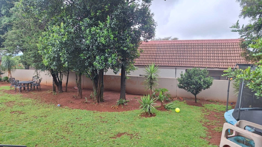 To Let 4 Bedroom Property for Rent in Allens Nek Gauteng