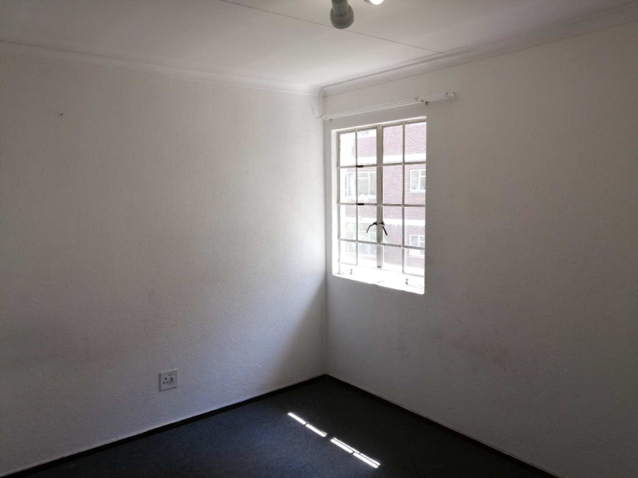 To Let 2 Bedroom Property for Rent in Groenkloof Gauteng