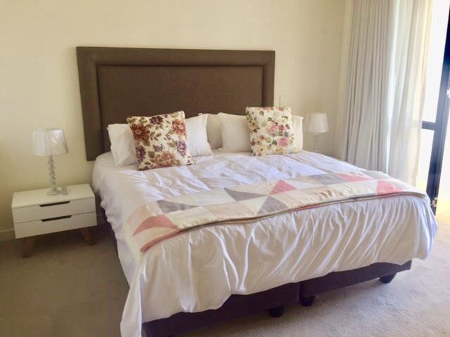 To Let 2 Bedroom Property for Rent in Morningside Gauteng