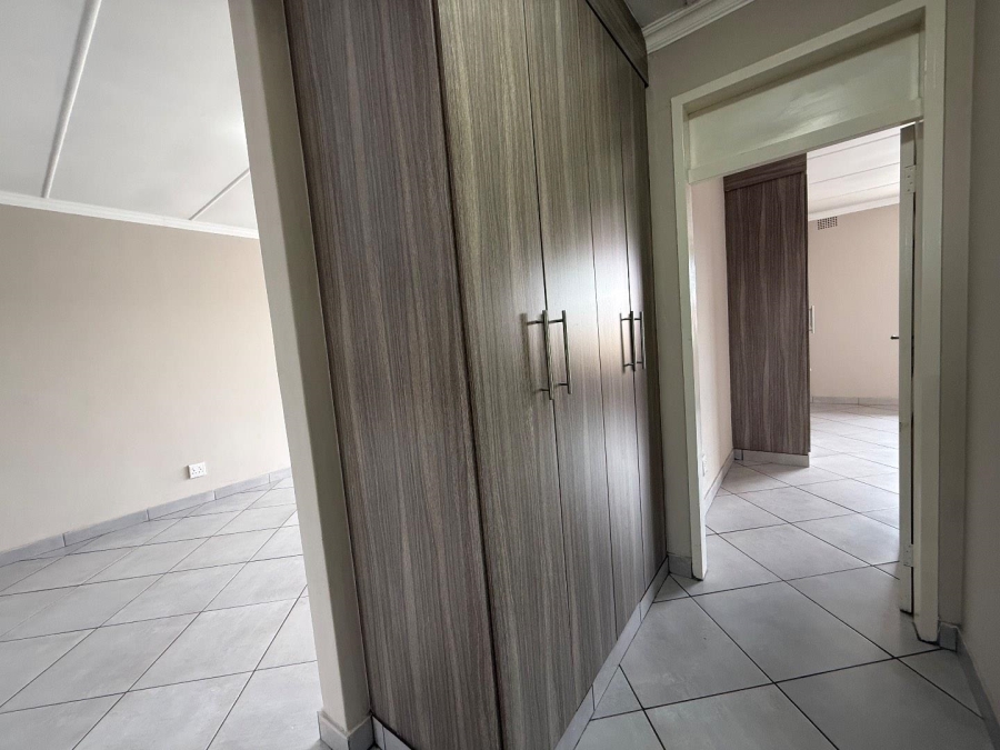 2 Bedroom Property for Sale in New Redruth Gauteng