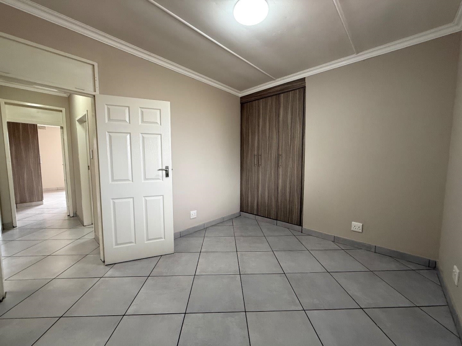 2 Bedroom Property for Sale in New Redruth Gauteng