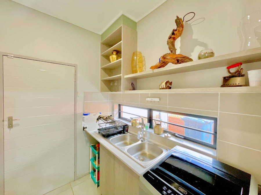 4 Bedroom Property for Sale in Amberfield Gauteng