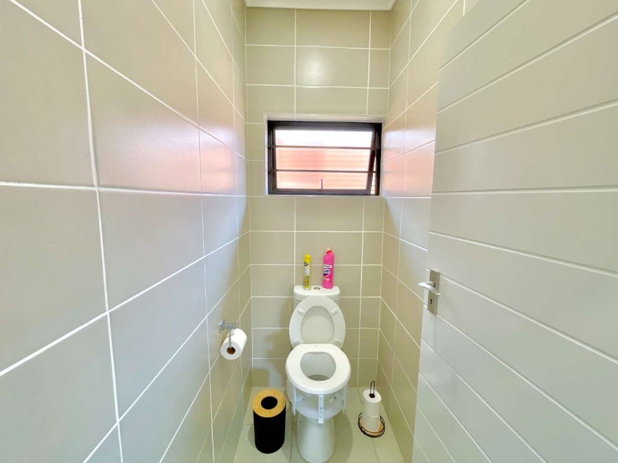 4 Bedroom Property for Sale in Amberfield Gauteng