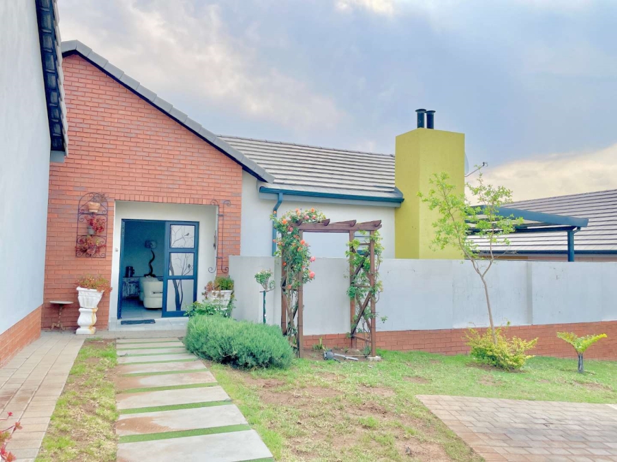 4 Bedroom Property for Sale in Amberfield Gauteng
