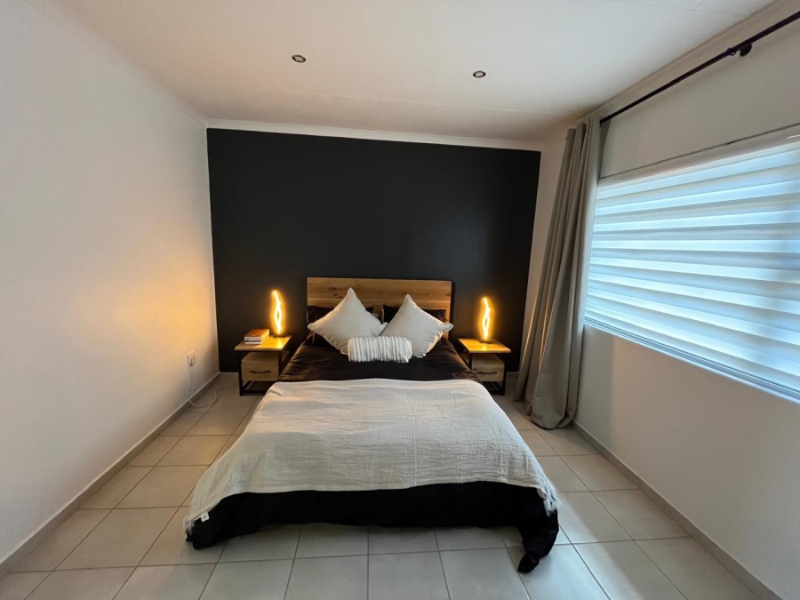 To Let 2 Bedroom Property for Rent in Brackendowns Gauteng