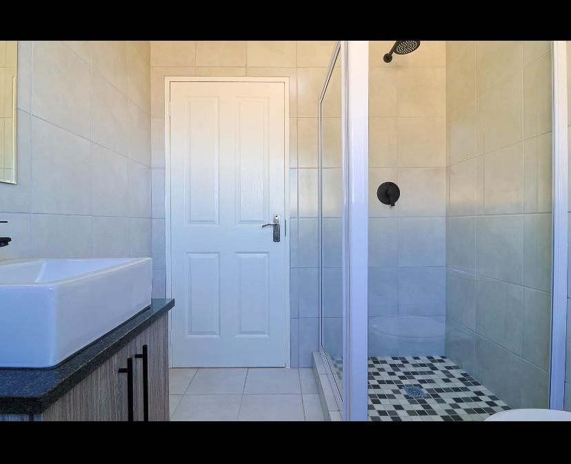 To Let 2 Bedroom Property for Rent in Brackendowns Gauteng