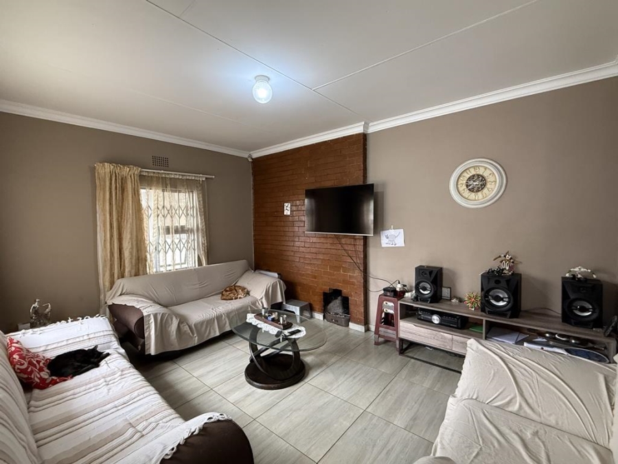 To Let 3 Bedroom Property for Rent in Hamberg Gauteng
