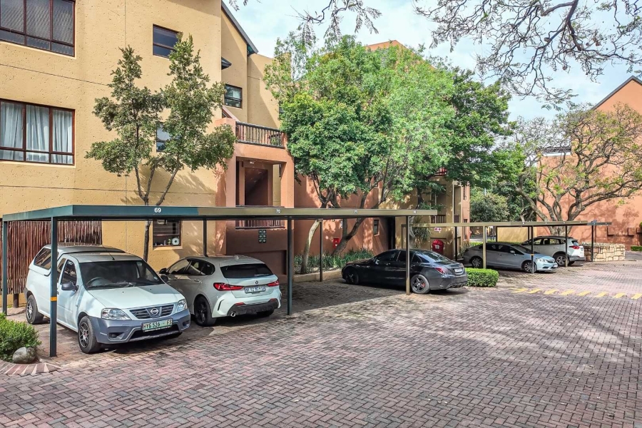 1 Bedroom Property for Sale in Lonehill Gauteng