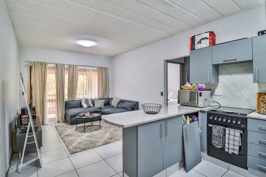 1 Bedroom Property for Sale in Lonehill Gauteng