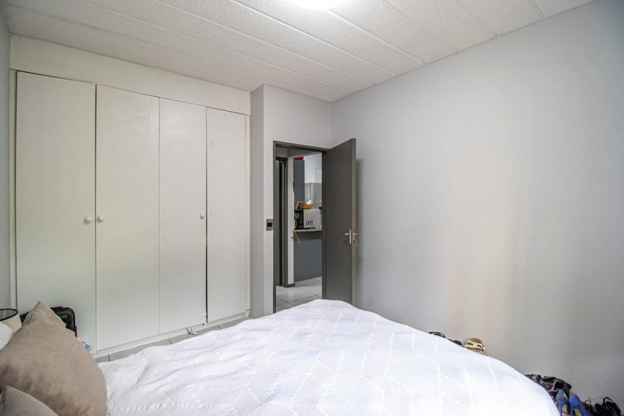 1 Bedroom Property for Sale in Lonehill Gauteng