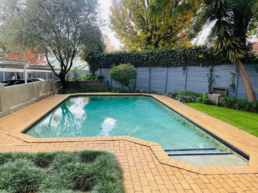 To Let 1 Bedroom Property for Rent in Parktown North Gauteng