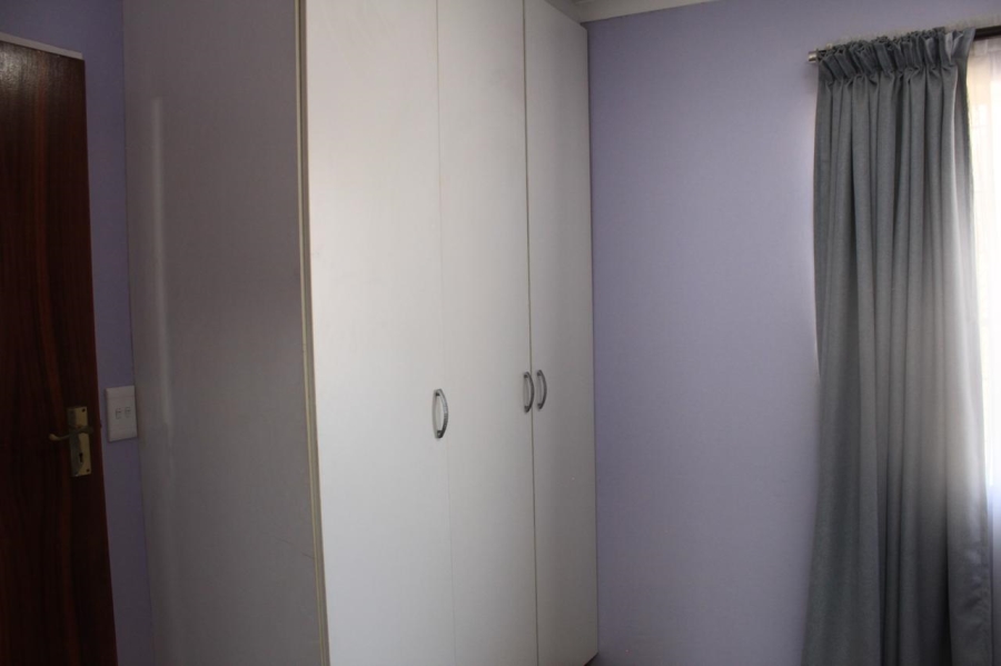 2 Bedroom Property for Sale in Bonaero Park Gauteng