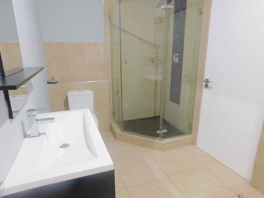 To Let 2 Bedroom Property for Rent in Bryanston Gauteng