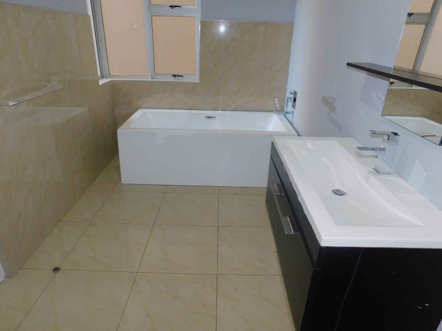 To Let 2 Bedroom Property for Rent in Bryanston Gauteng