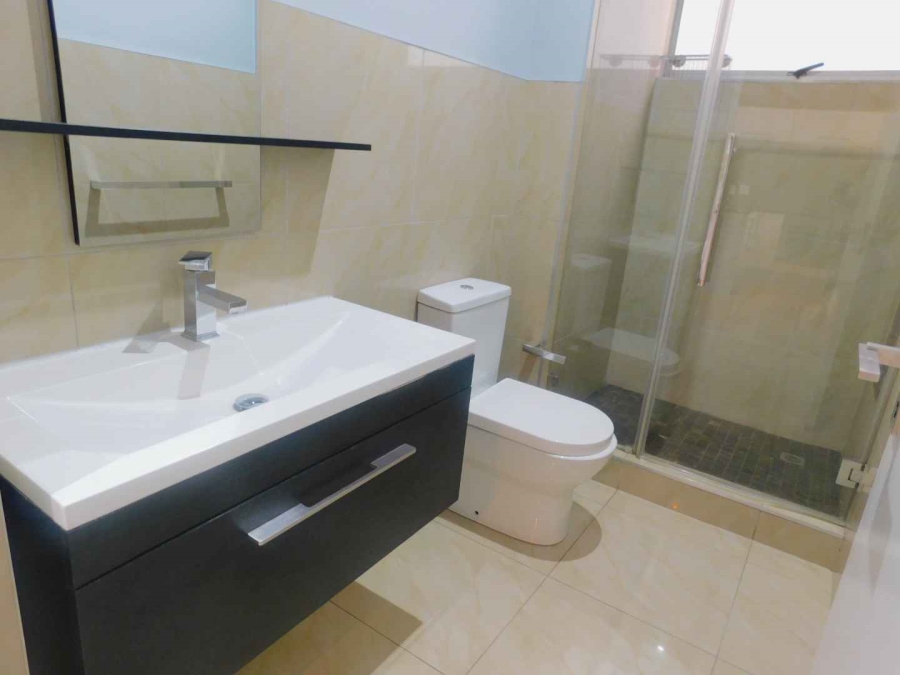 To Let 2 Bedroom Property for Rent in Bryanston Gauteng