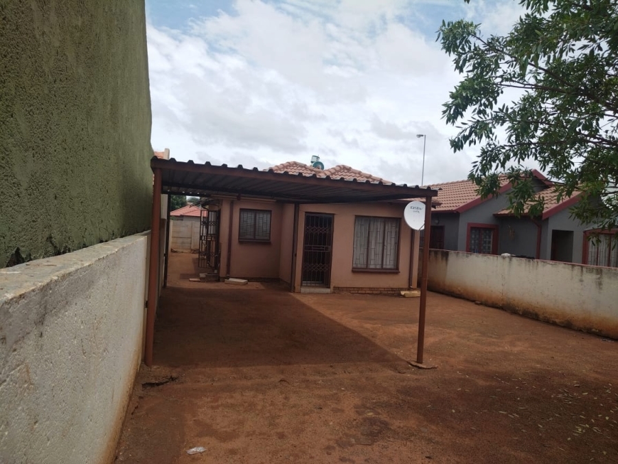 3 Bedroom Property for Sale in Soshanguve VV Gauteng