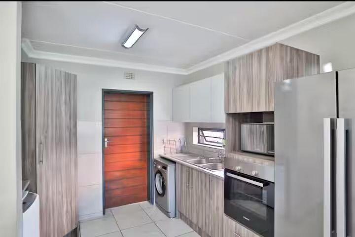 To Let 3 Bedroom Property for Rent in Roodeplaat Gauteng