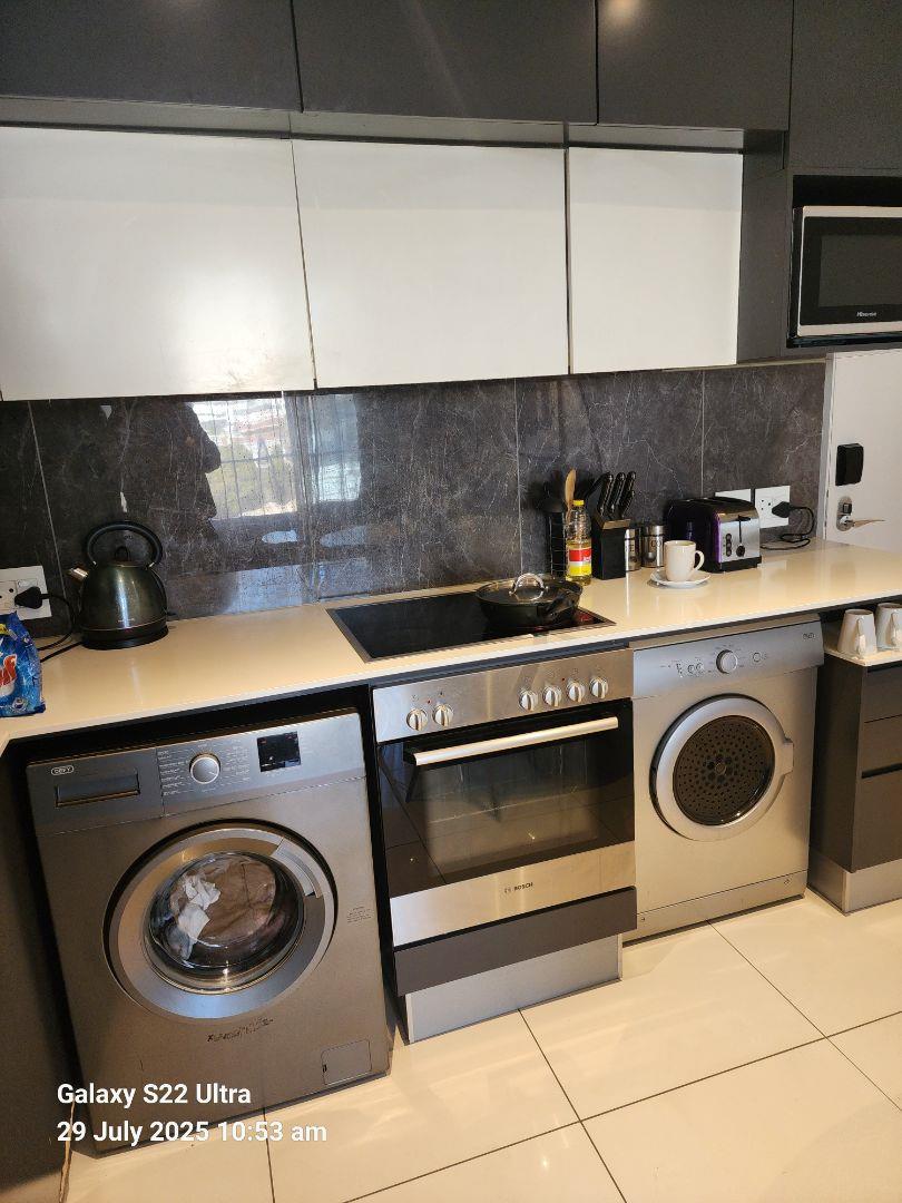 To Let 1 Bedroom Property for Rent in Sandton Central Gauteng
