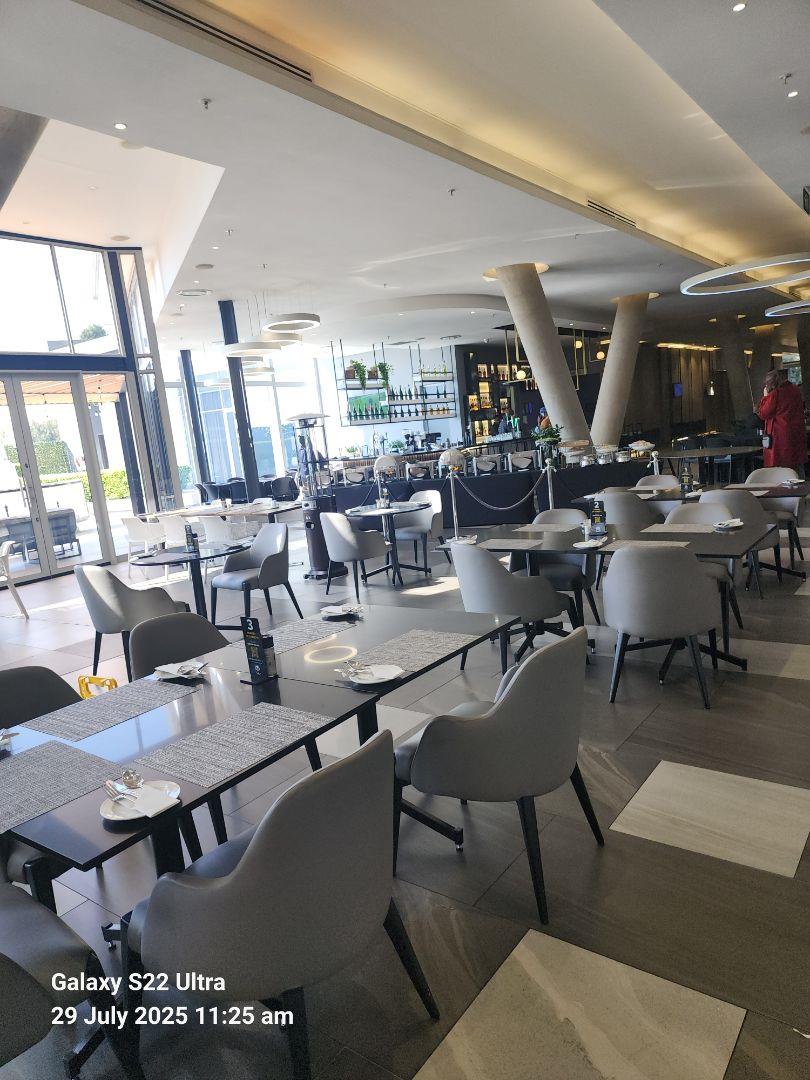 To Let 1 Bedroom Property for Rent in Sandton Central Gauteng