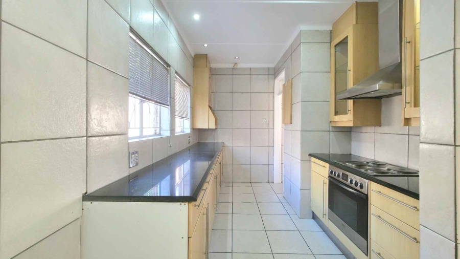 To Let 3 Bedroom Property for Rent in Sandown Gauteng