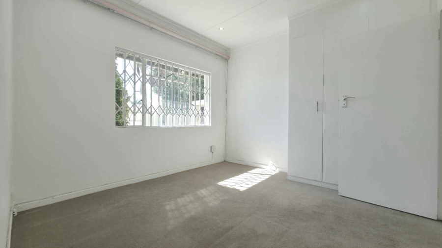 To Let 3 Bedroom Property for Rent in Sandown Gauteng