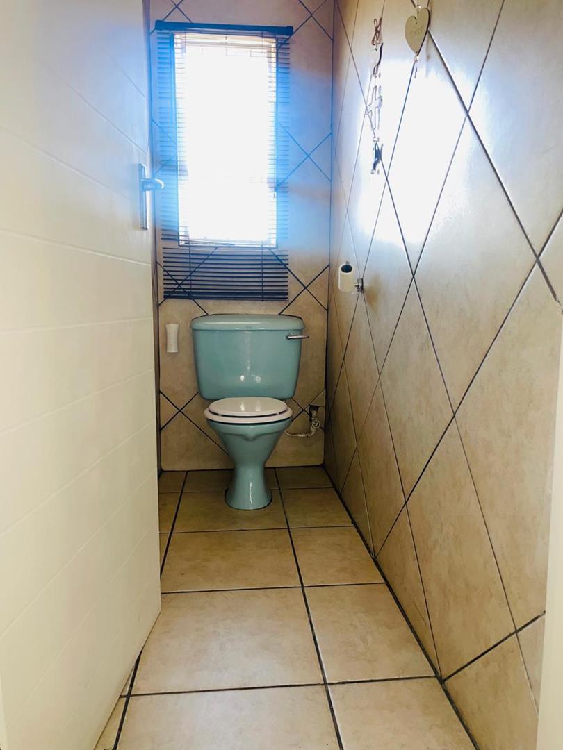 To Let 3 Bedroom Property for Rent in Birchleigh Gauteng