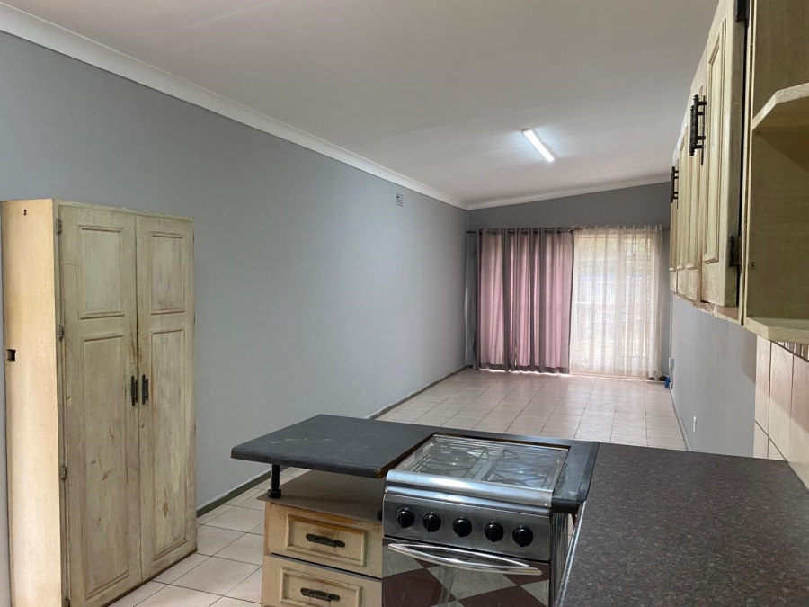 3 Bedroom Property for Sale in Birchleigh Gauteng