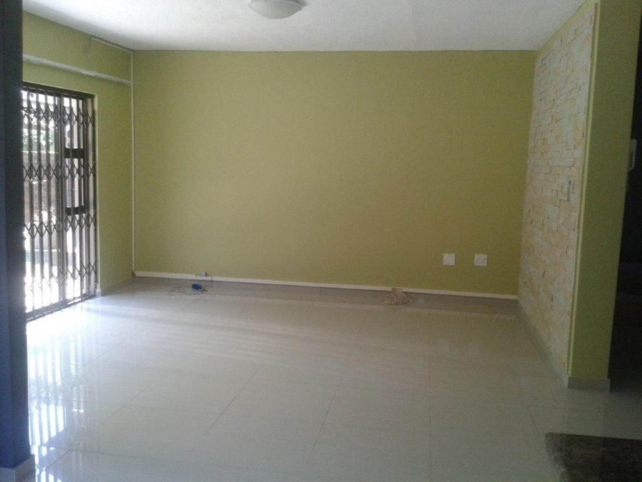 4 Bedroom Property for Sale in Birchleigh North Gauteng