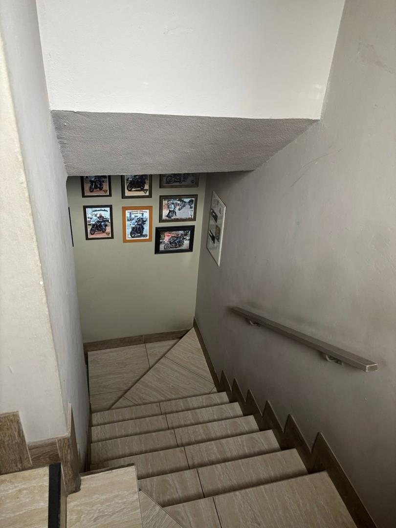 4 Bedroom Property for Sale in Birchleigh North Gauteng