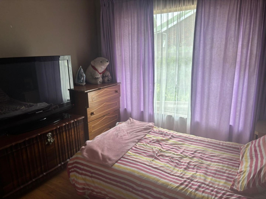 4 Bedroom Property for Sale in Birchleigh North Gauteng