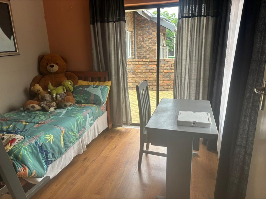 4 Bedroom Property for Sale in Birchleigh North Gauteng