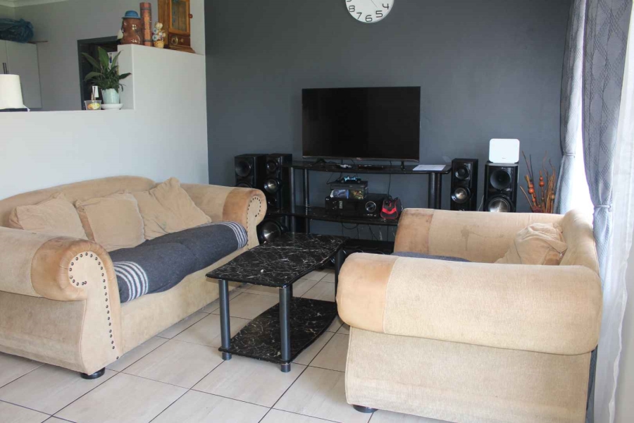 To Let 2 Bedroom Property for Rent in Hesteapark Gauteng
