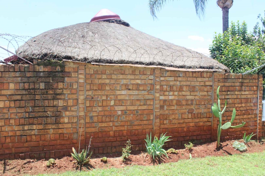 To Let 2 Bedroom Property for Rent in Hesteapark Gauteng