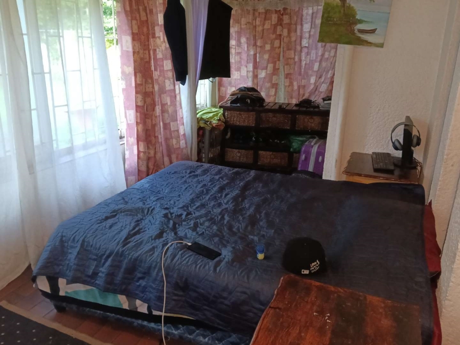 4 Bedroom Property for Sale in Crystal Park Gauteng