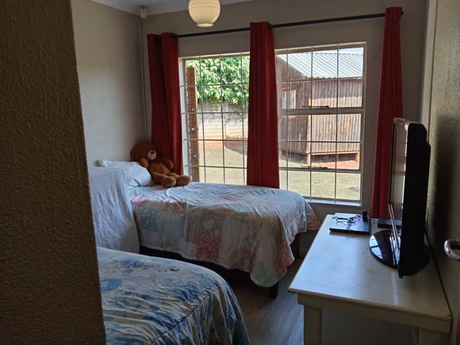 To Let 3 Bedroom Property for Rent in Allens Nek Gauteng