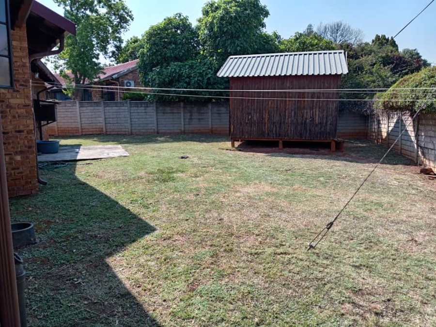 To Let 3 Bedroom Property for Rent in Allens Nek Gauteng
