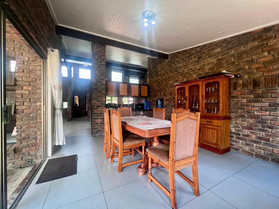 4 Bedroom Property for Sale in Terenure Gauteng