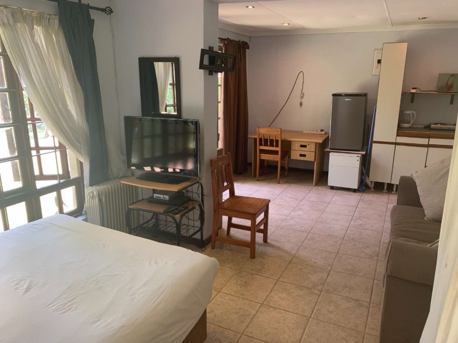 To Let 1 Bedroom Property for Rent in Craighall Park Gauteng