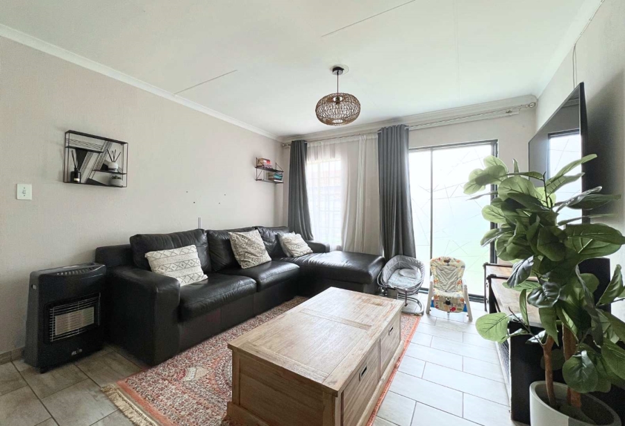 3 Bedroom Property for Sale in Annlin Gauteng