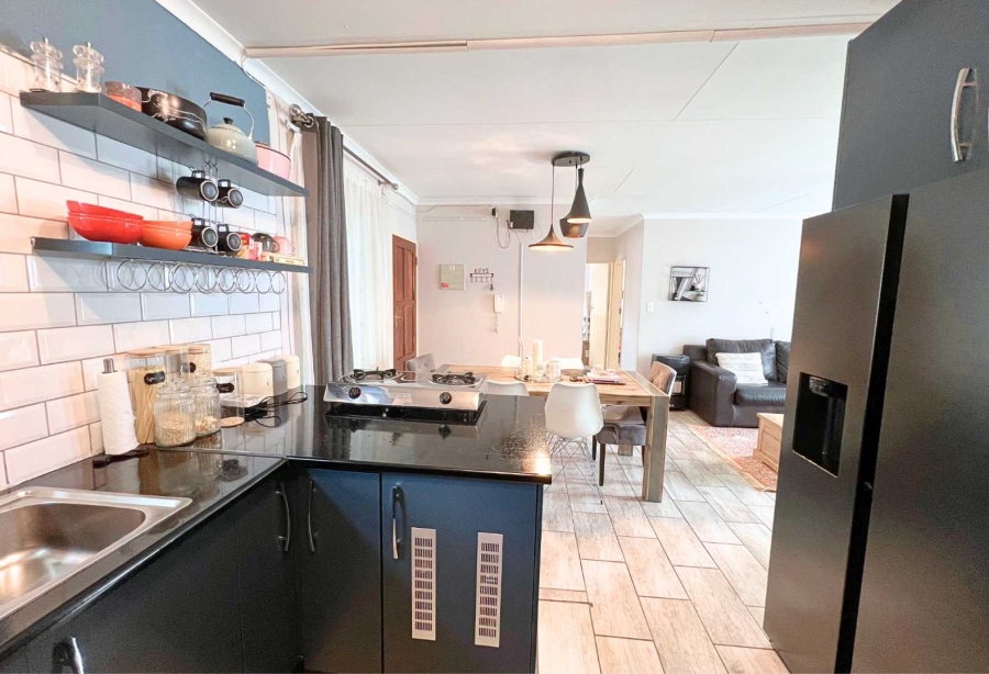 3 Bedroom Property for Sale in Annlin Gauteng