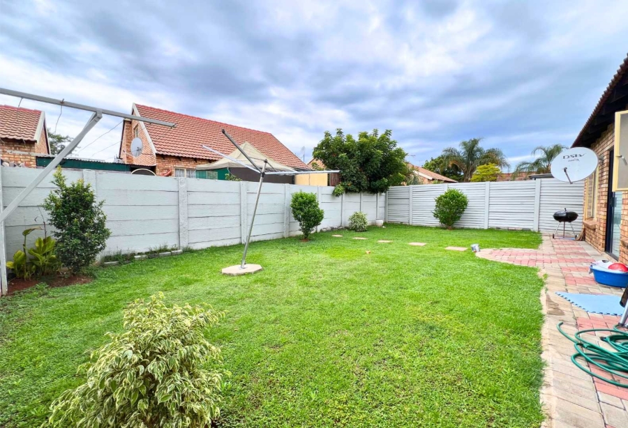 3 Bedroom Property for Sale in Annlin Gauteng