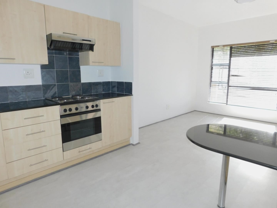 To Let 3 Bedroom Property for Rent in Strathavon Gauteng