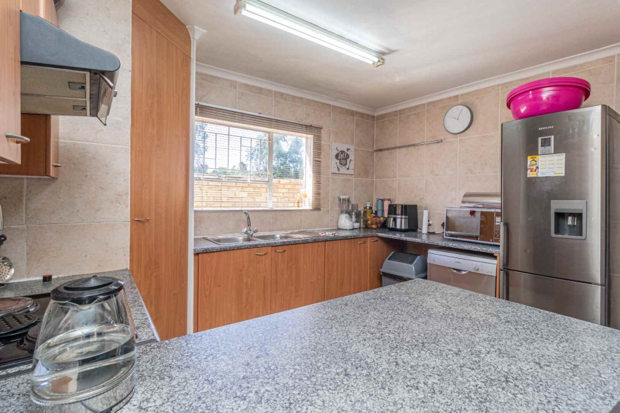 To Let 3 Bedroom Property for Rent in Wilgeheuwel Gauteng