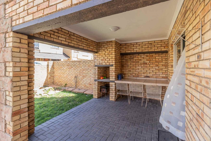 To Let 3 Bedroom Property for Rent in Wilgeheuwel Gauteng