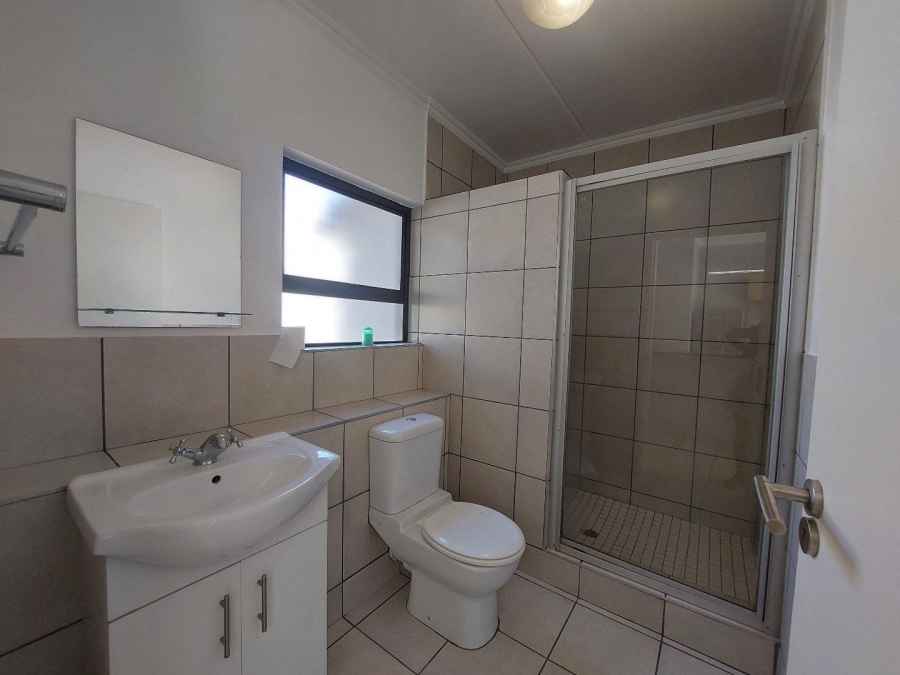 To Let 1 Bedroom Property for Rent in Sunninghill Gauteng