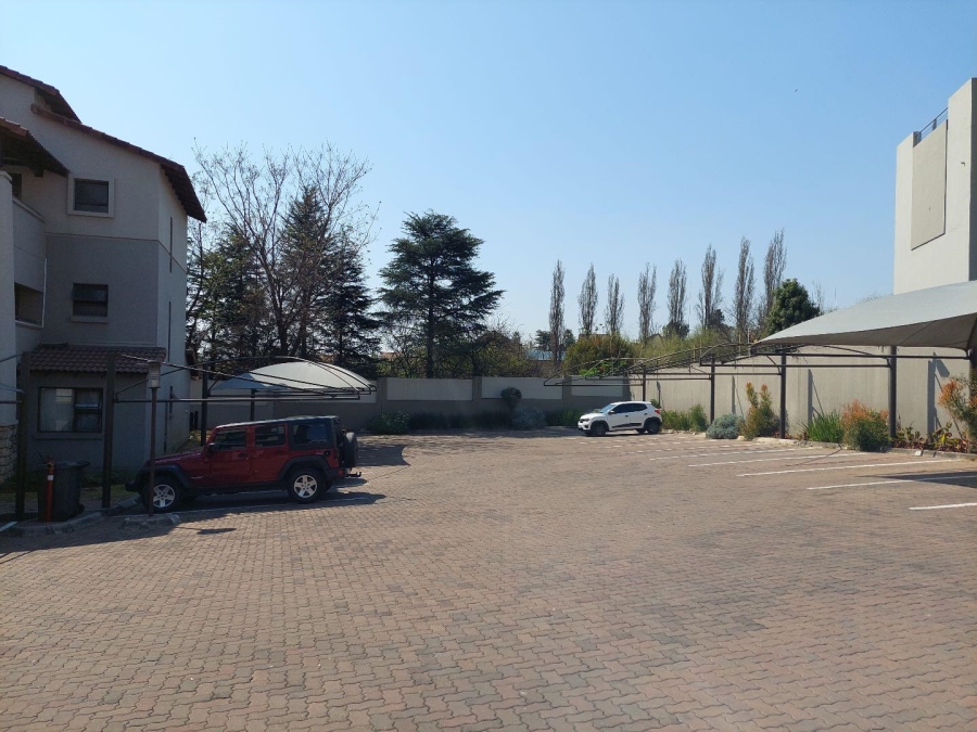 To Let 1 Bedroom Property for Rent in Sunninghill Gauteng