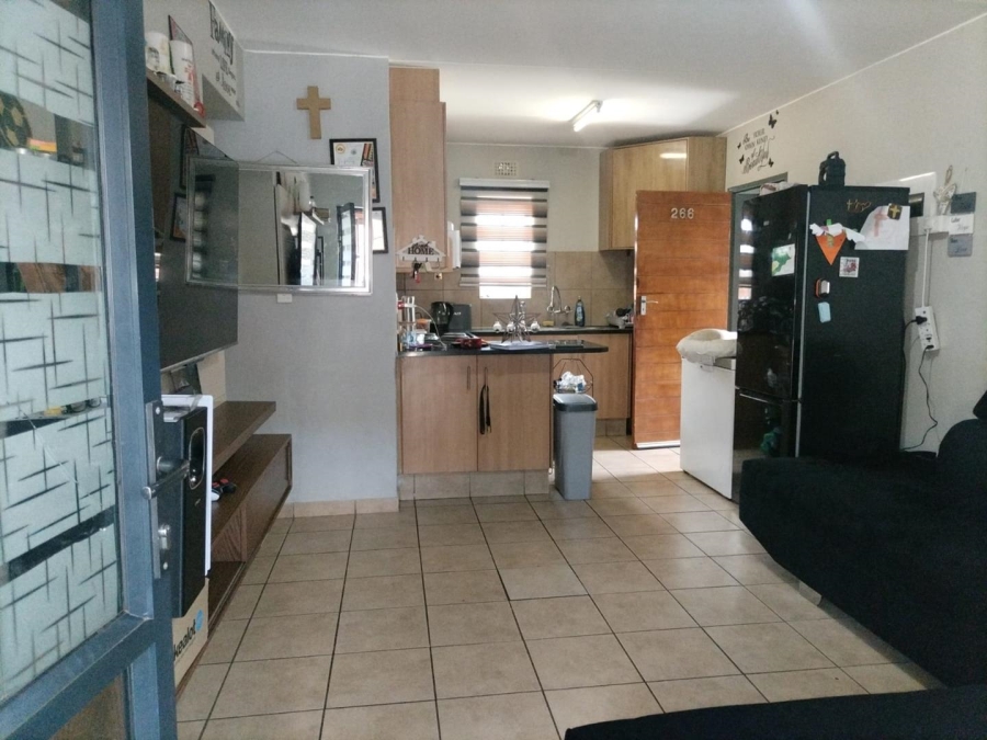 To Let 2 Bedroom Property for Rent in Kibler Park Gauteng