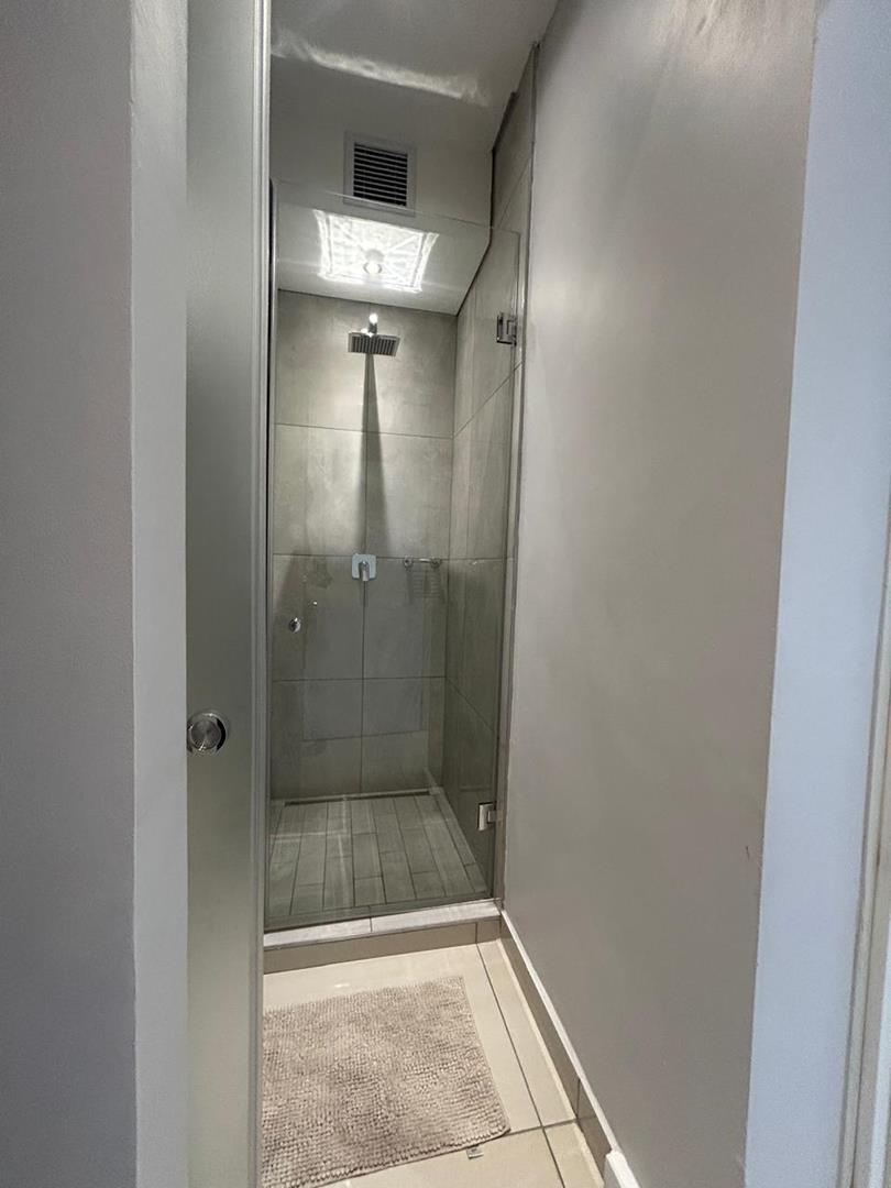 To Let 2 Bedroom Property for Rent in Hyde Park Gauteng