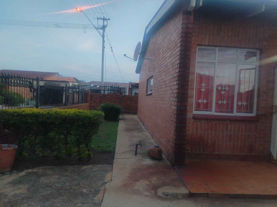 3 Bedroom Property for Sale in Eersterust Gauteng