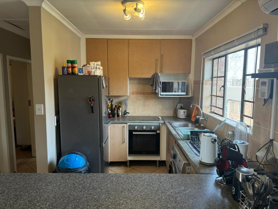 To Let 2 Bedroom Property for Rent in Eco Park Gauteng